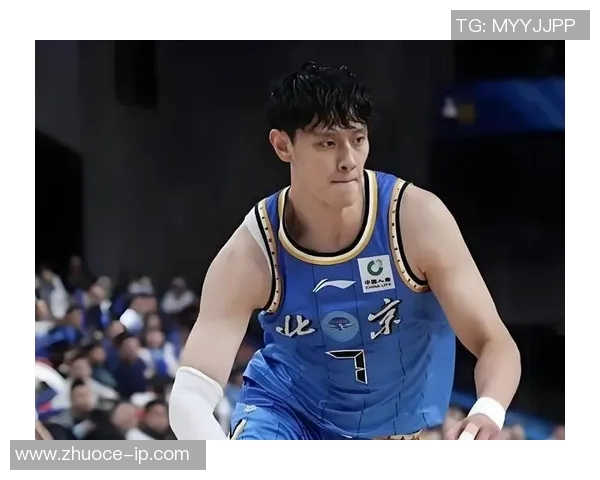 篮球明星短发风潮解析短发造型如何提升运动表现与个人魅力